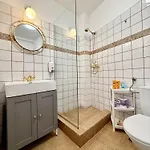The Romantic Apartment