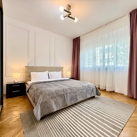 Apartment The Romantic Bucharest