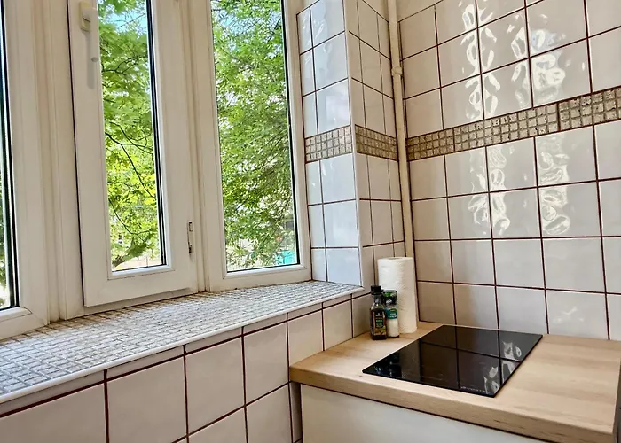 The Romantic * Bucureşti